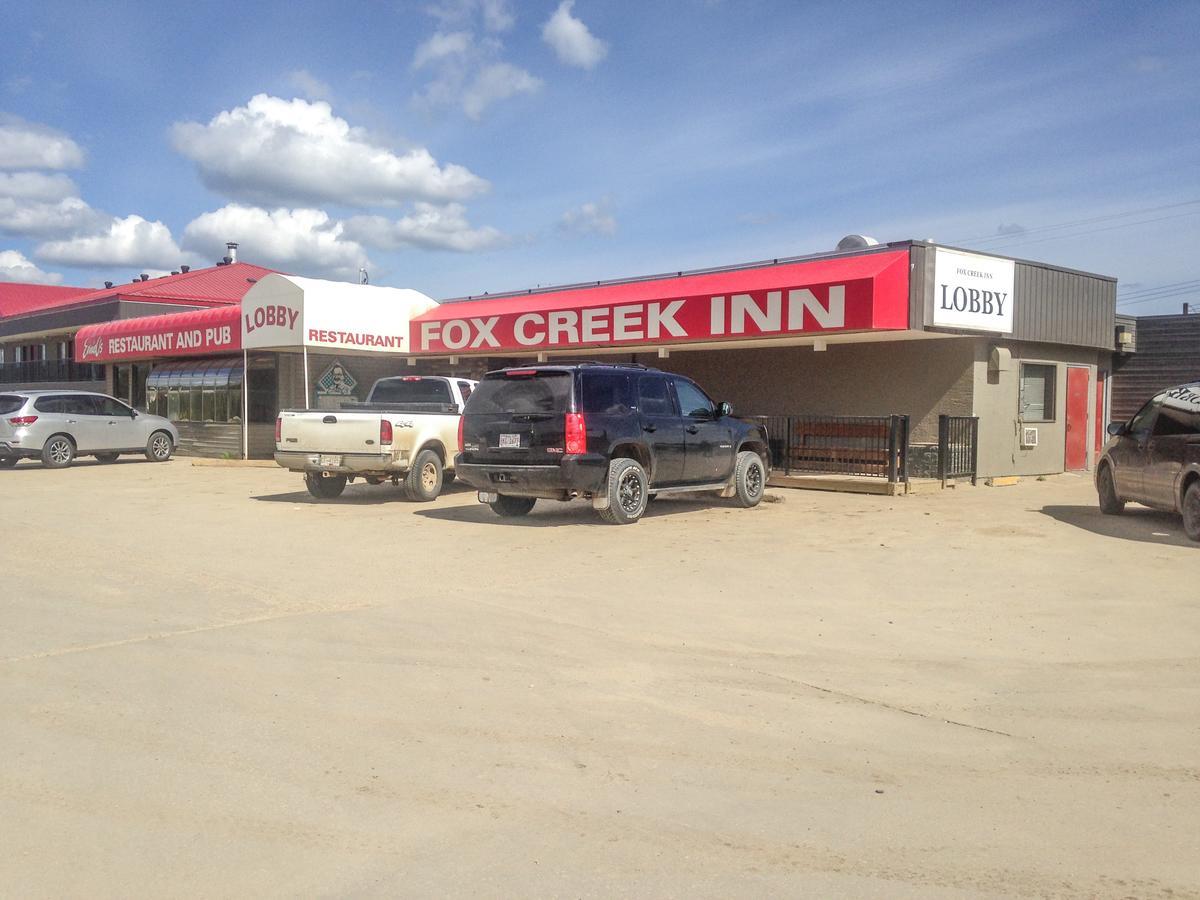 Fox Creek Inn Extérieur photo